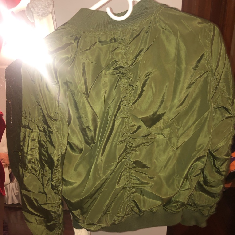 FASHION NOVA GREEN BOMBER JACKET